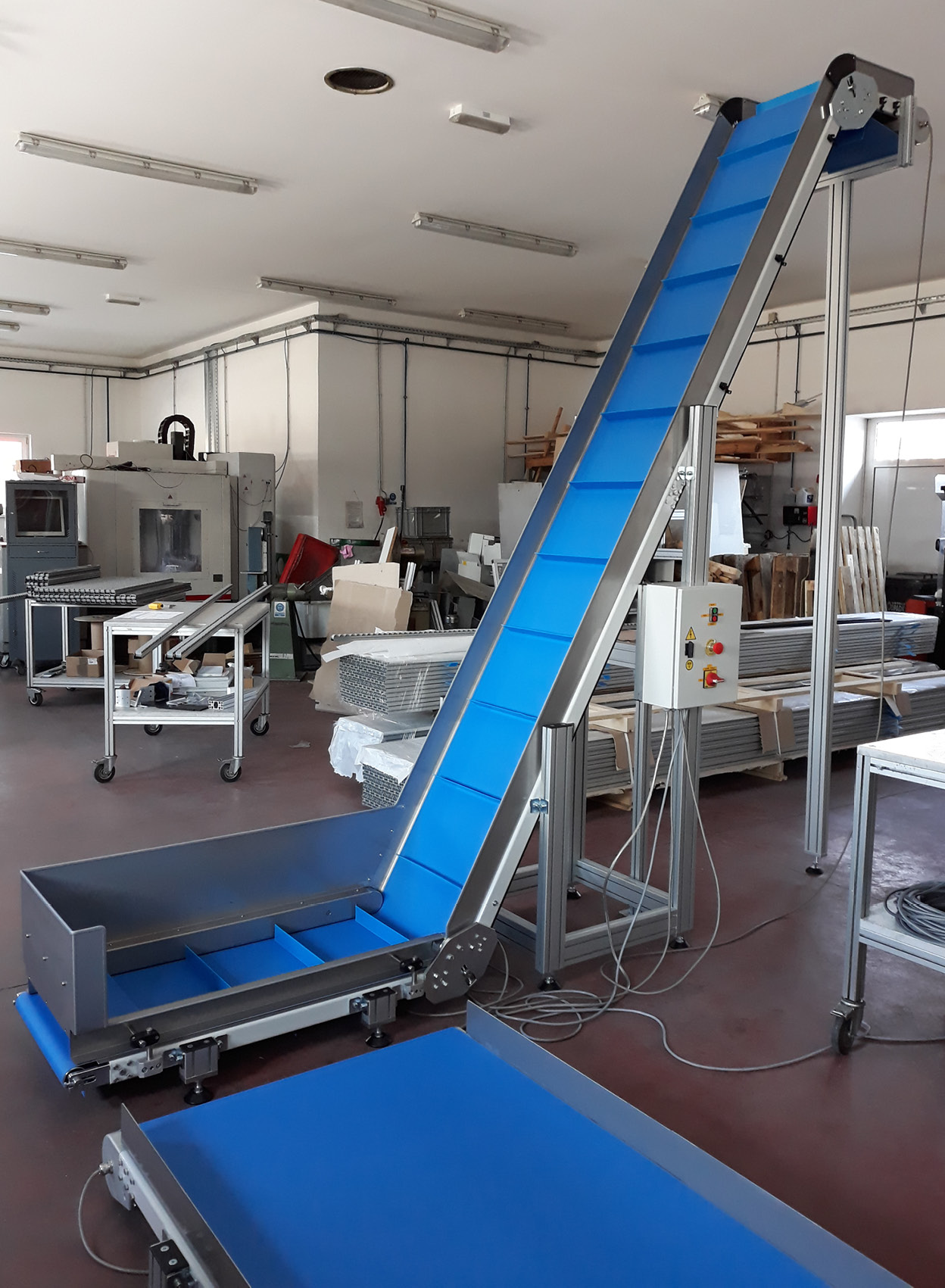 TRANSPORTER ODVOZ ODREZKOV 2